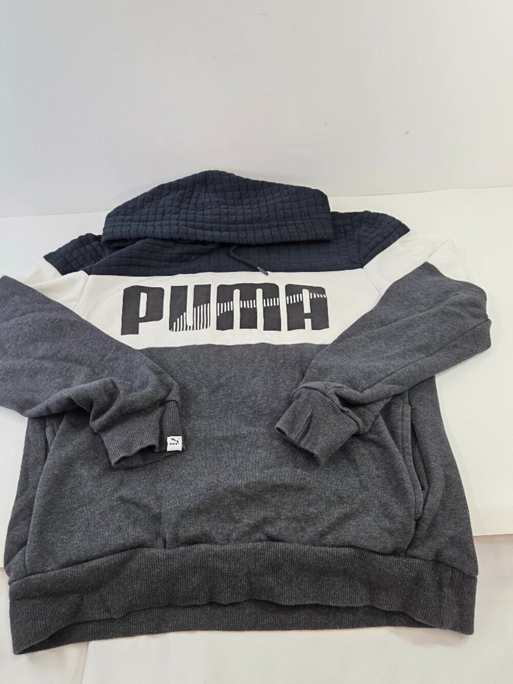 Puma Quilted Logo Hoodie Sweatshirt Mens Size Medium